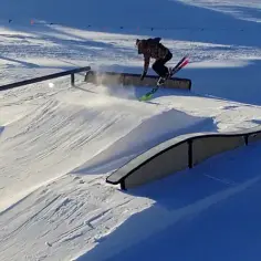 Najlepsze snowparki w Polsce: gdzie jeździć na nartach i snowboardzie
