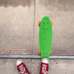 Co lepsze: longboard czy fishboard? Wybierz najlepszy dla siebie!