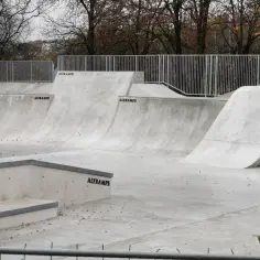 Skatepark Chrzanów: Nowoczesne atrakcje i nadchodzące wydarzenia