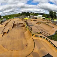 Woodward skatepark: poznaj najlepsze atrakcje i wydarzenia tej wiosny