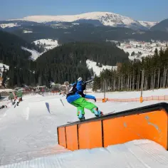 Janskie Łaznie Snowpark - idealne warunki narciarskie i atrakcje