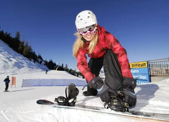 Jak nauczyć się jeździć na snowboardzie i uniknąć najczęstszych błędów