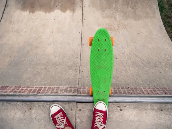 Co lepsze: longboard czy fishboard? Wybierz najlepszy dla siebie!
